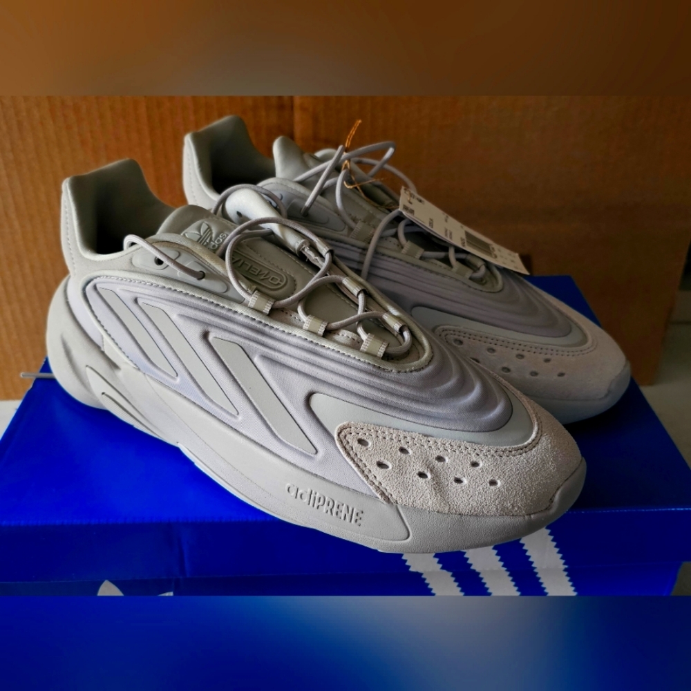 Adidas Ozelia 10.5